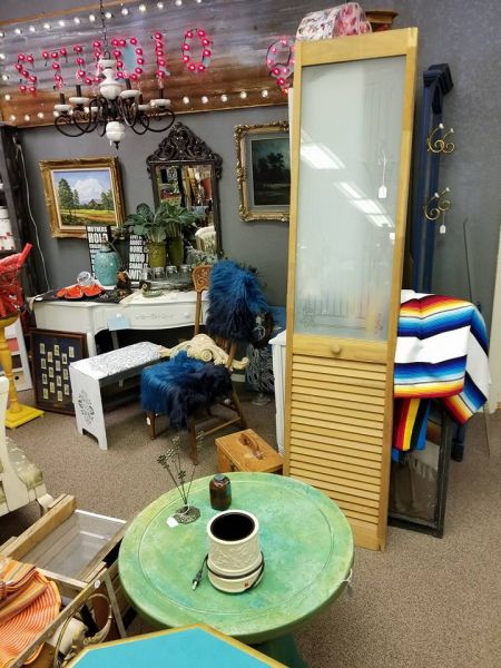 CC's Junque To Antiques - Plainview, Texas 79072