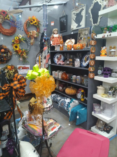 Bardstown Peddlers Mall - Bardstown, Kentucky 40004