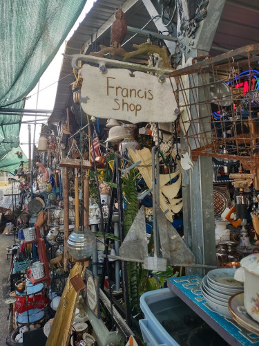 Francis Shop - Daytona Beach, Florida 32124