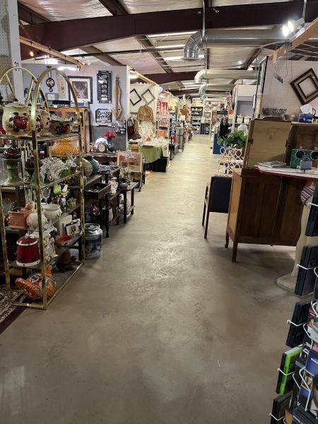 VENDORS FLEA MARKET LLC - Amarillo, Texas 79119