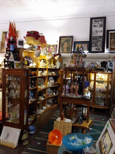 Jamestown Mercantile, Antiques & Collectables - Jamestown, California 95327