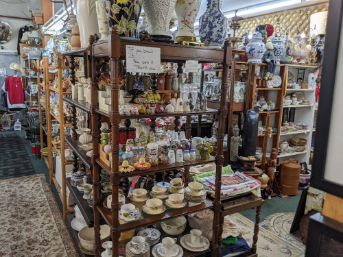 Antiques & Collectibles Too - Cocoa, Florida tates