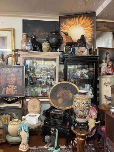 Arlequin Antiques - Daytona Beach, Florida 32114