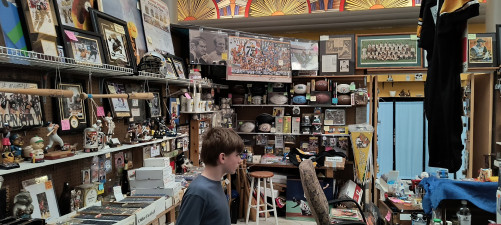 Rossi's Flea Market - North Versailles, Pennsylvania 15137