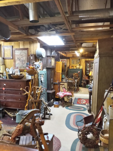 Rustique Antique Shops - Ruffs Dale, Pennsylvania 15679