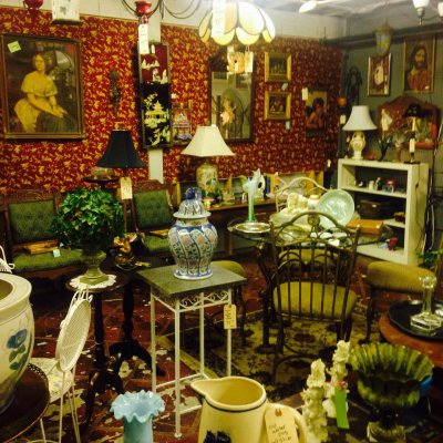 Firehouse Antiques & Collectibles - Huntsville, Alabama 35803