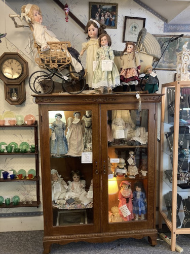 Creekside Antiques - Duncansville, Pennsylvania 16635