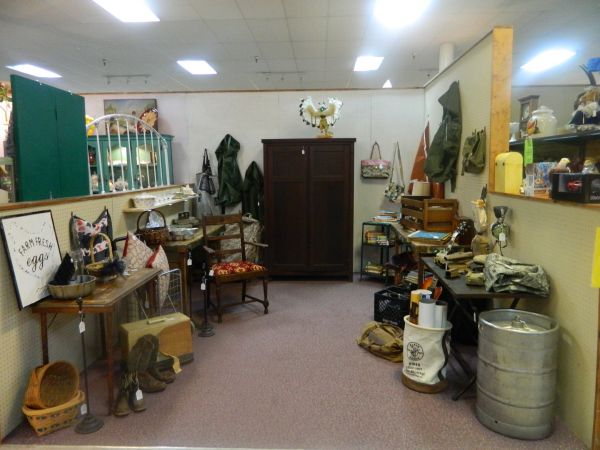 Antique Gallery Round Rock - Round Rock, Texas 78664