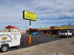 Sunflower Showcase Antique - Midland, Texas 79703
