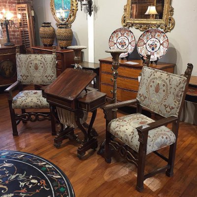 Pickwick Antiques Inc - Montgomery, Alabama 36109