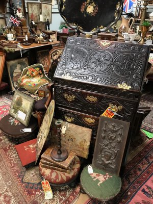 Hanna Antiques Mall - Birmingham, Alabama 35233