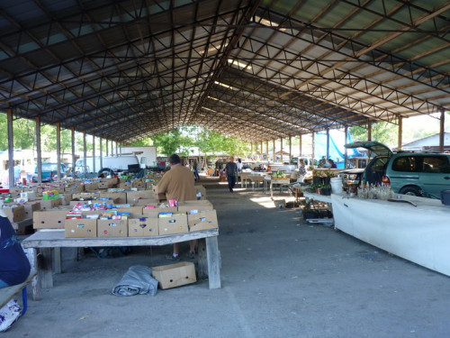 Lacon Flea Market - Falkville, Alabama  35622