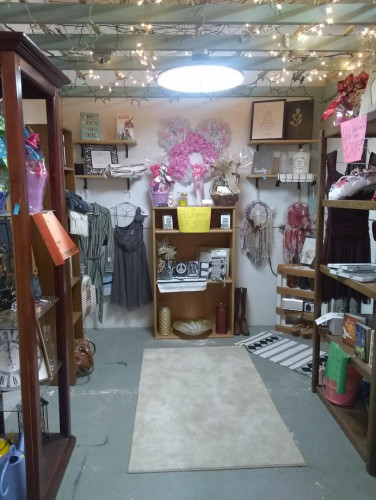 TJ's Trinkets and Treasures - Atmore, Alabama  36502