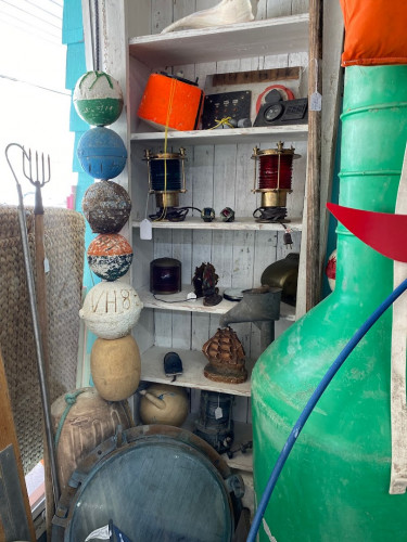 Bay Breeze Antiques - Port St Joe, Florida 32456