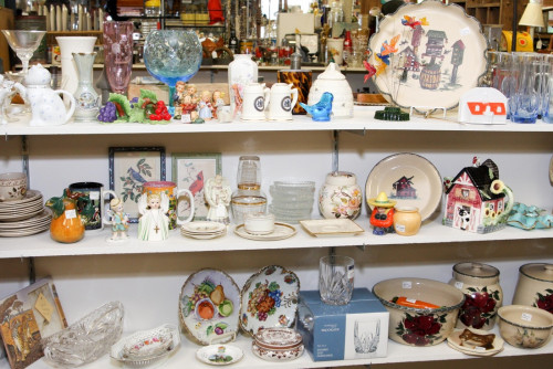 Mother Tucker's Antiques and Collectibles - Ephrata, Pennsylvania 17522