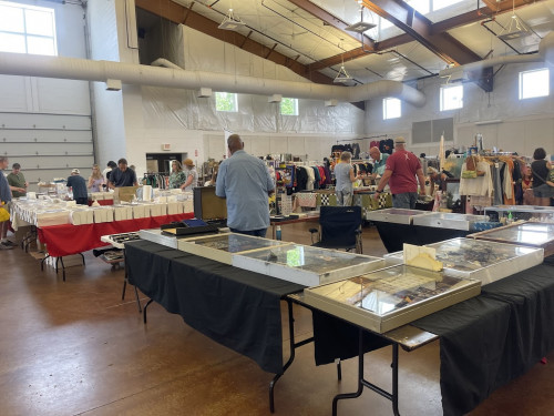 Kane County Flea Market - St. Charles, Illinois 60174