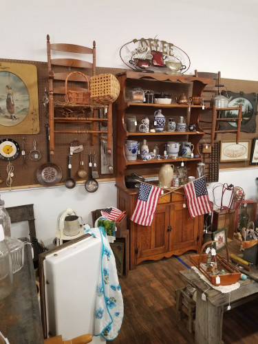 Ruman & Kraft Antiques - Leechburg, Pennsylvania 15656