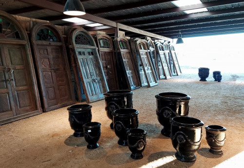 The Bull Market - Round Top, Texas 78954