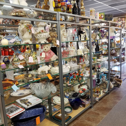 Top Drawer Flea Market - Bethel Heights, Arkansas  72764