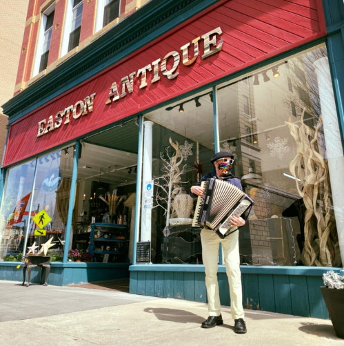 Easton Antiques Emporium -  Easton, Pennsylvania 18042