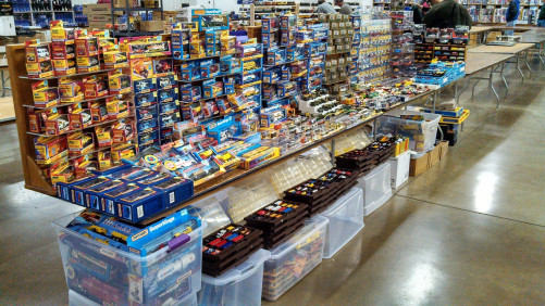 Medina Flea Market of Collectables - Medina, Ohio 44256