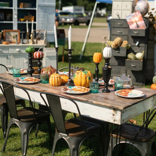 Farmgirl Flea - Hudsonville, Michigan 49426