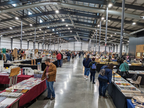 Grayslake Antique Flea Market - Grayslake, Illinois 60030