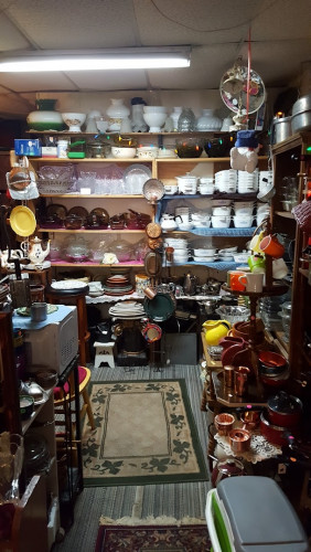 MJ's Flea Market - Springfield, Missouri 65803